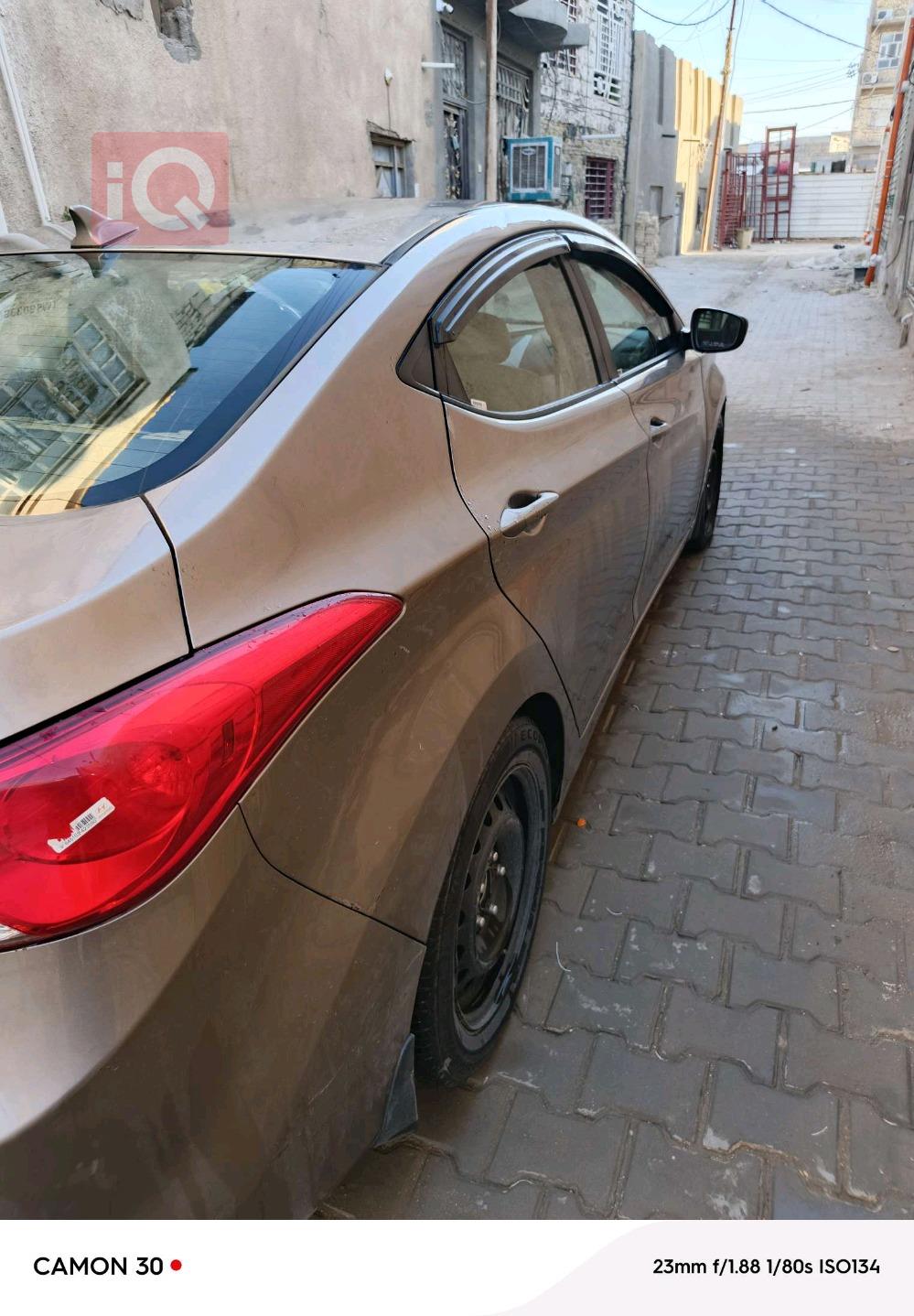 هیوندای ئەلەنترا